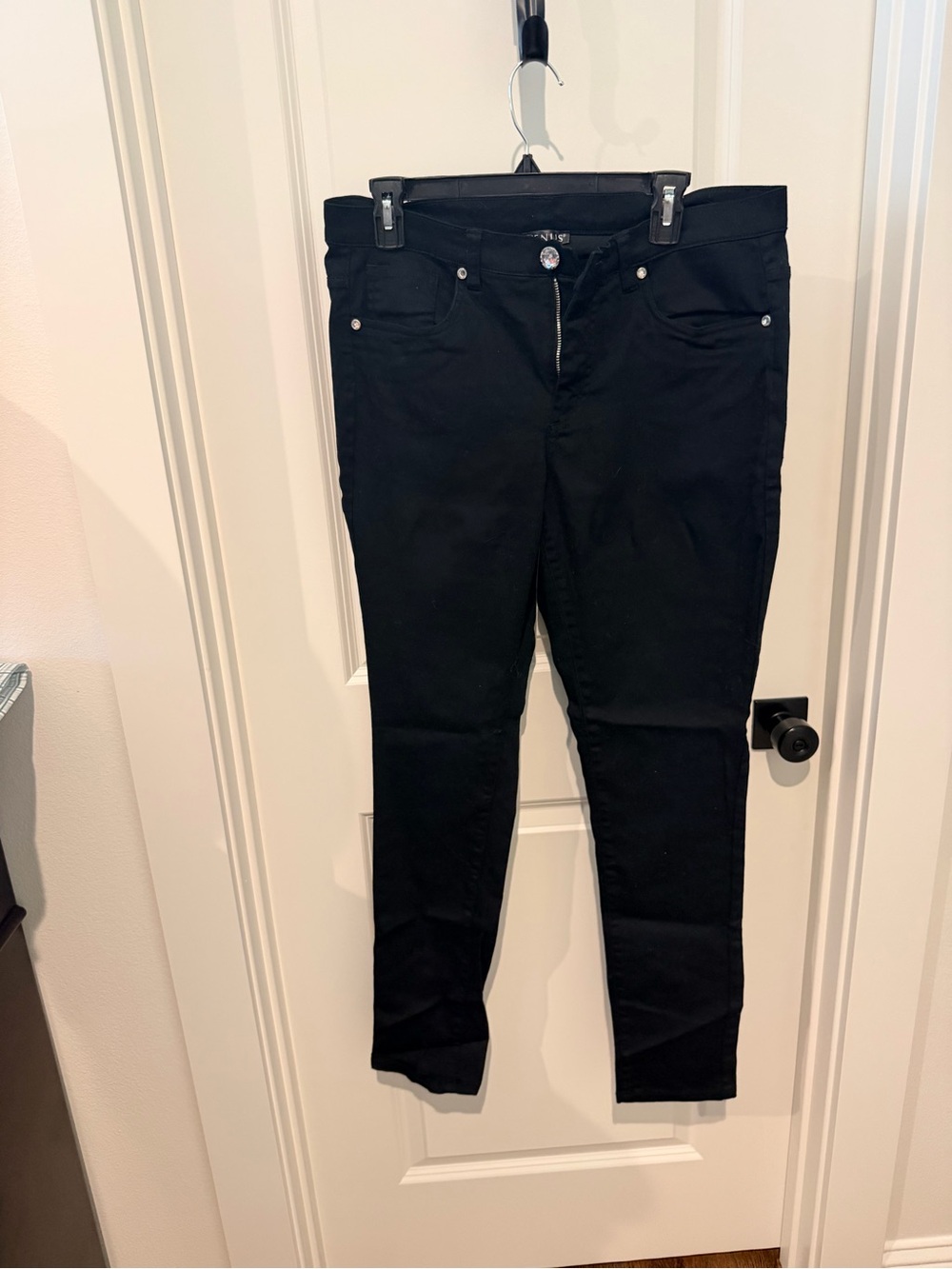 VENUS Black High-Rise Skinny Jeans
